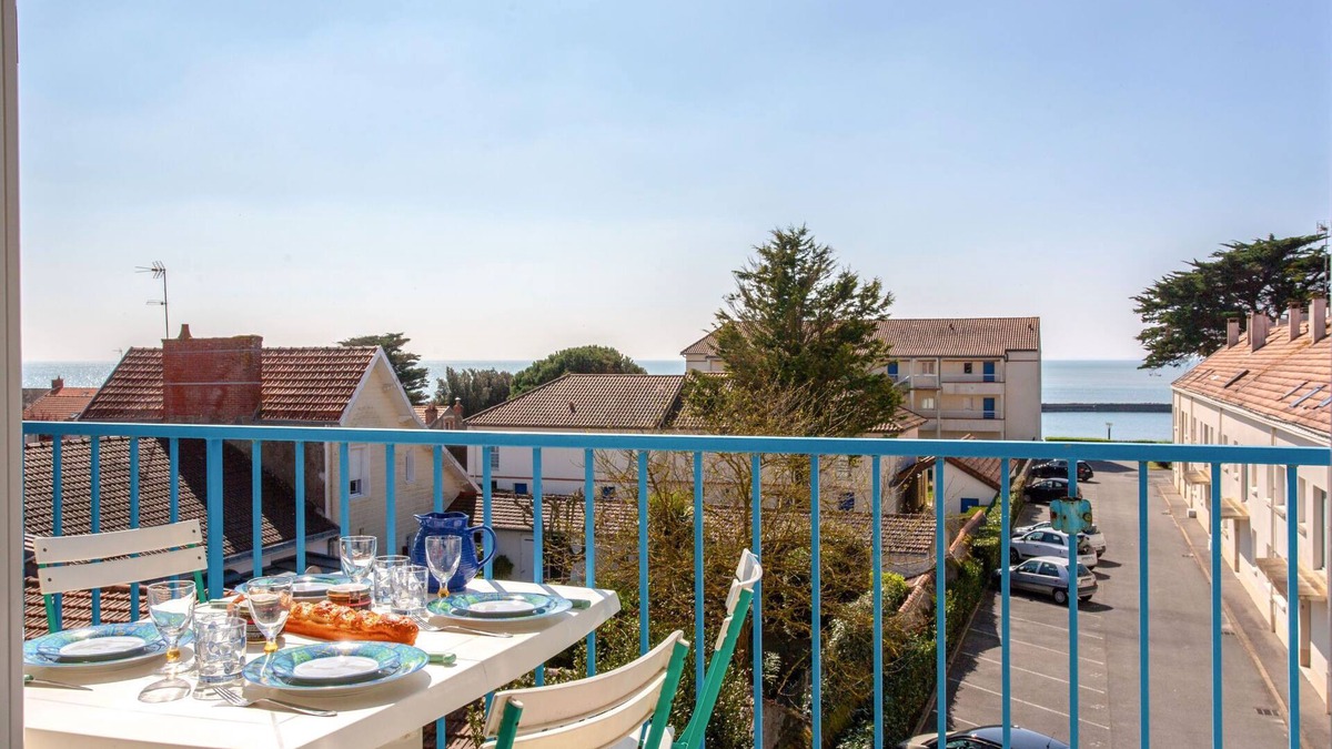 La Bernerie-en-Retz Apartment | Les Tilleuls by Interhome