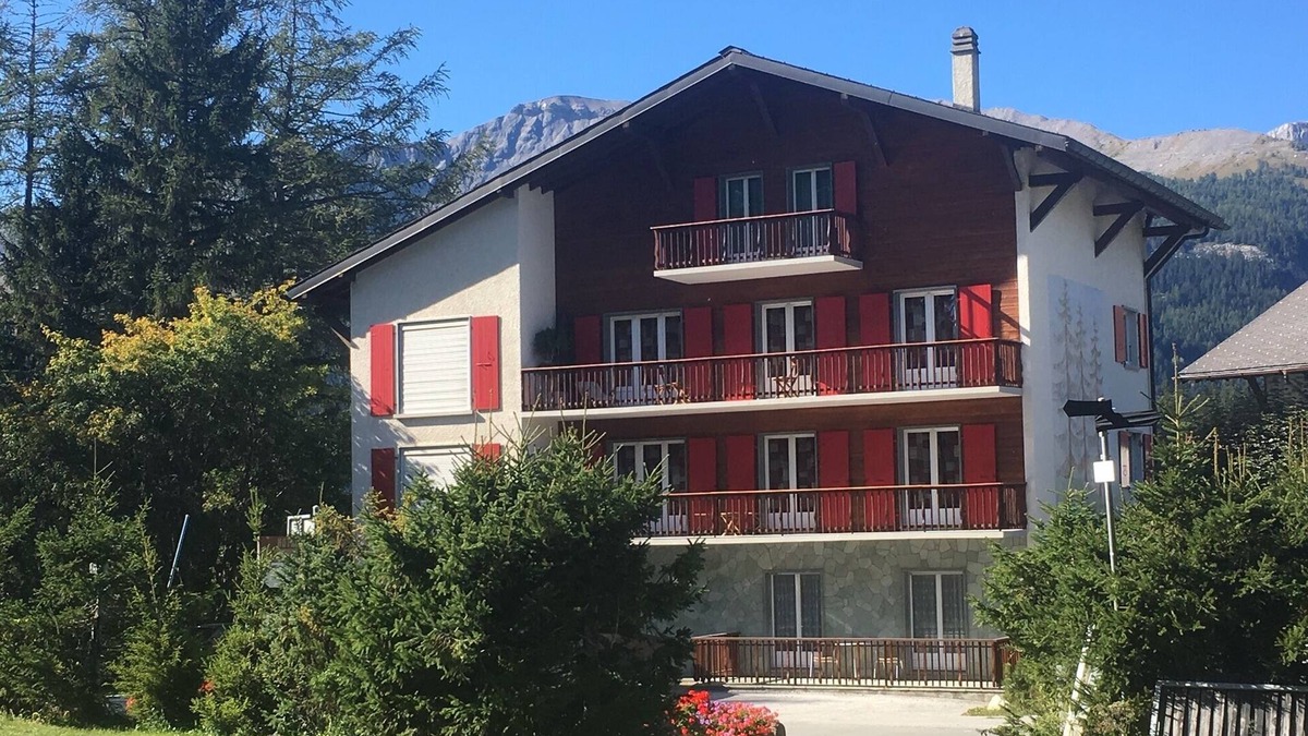 Lens Apartment | Les Trois Sapins - Beautiful 3.5-room apartment, 90 m2, View of Golf Ballesteros