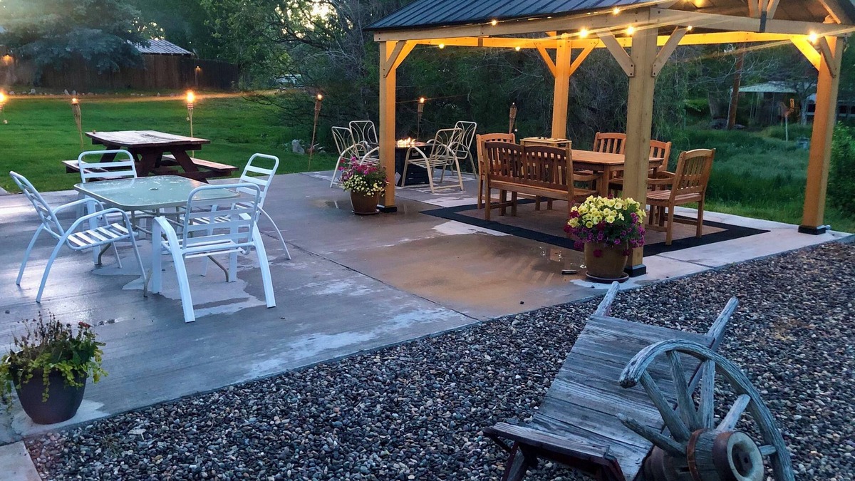 East Thermopolis House | ❤Let’s Go ! Top VRBO, A+ Stay, Hunters & Fishing, Pets, Amenity-Rich