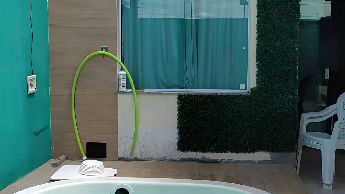 Subae House | Leve Toda Família Para Essa Residência Aconchegante com Piscina