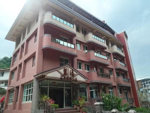 Baihe Hotel | Li Tang
