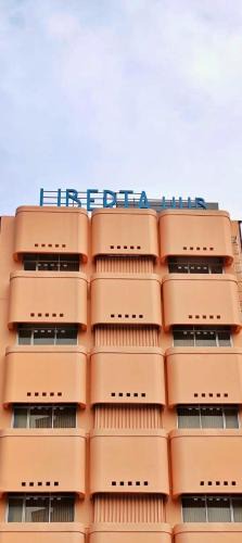 Melawai Hotel | Liberta Hub Blok M Jakarta