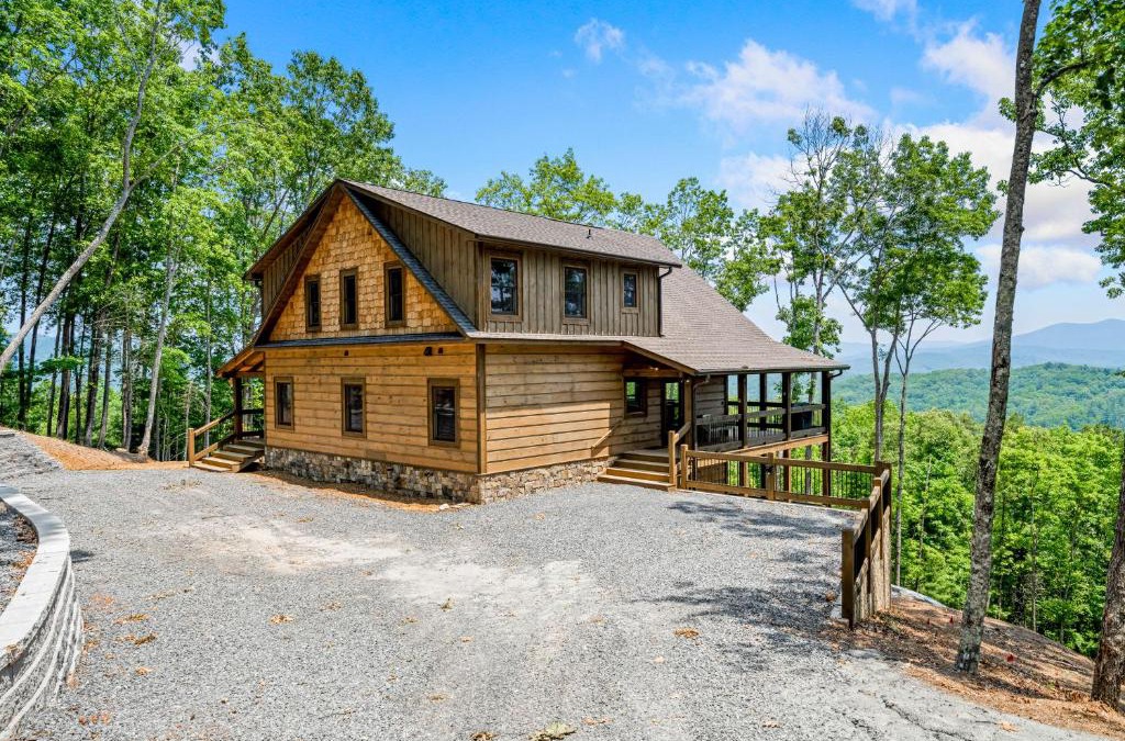Aska House | Liberty Call