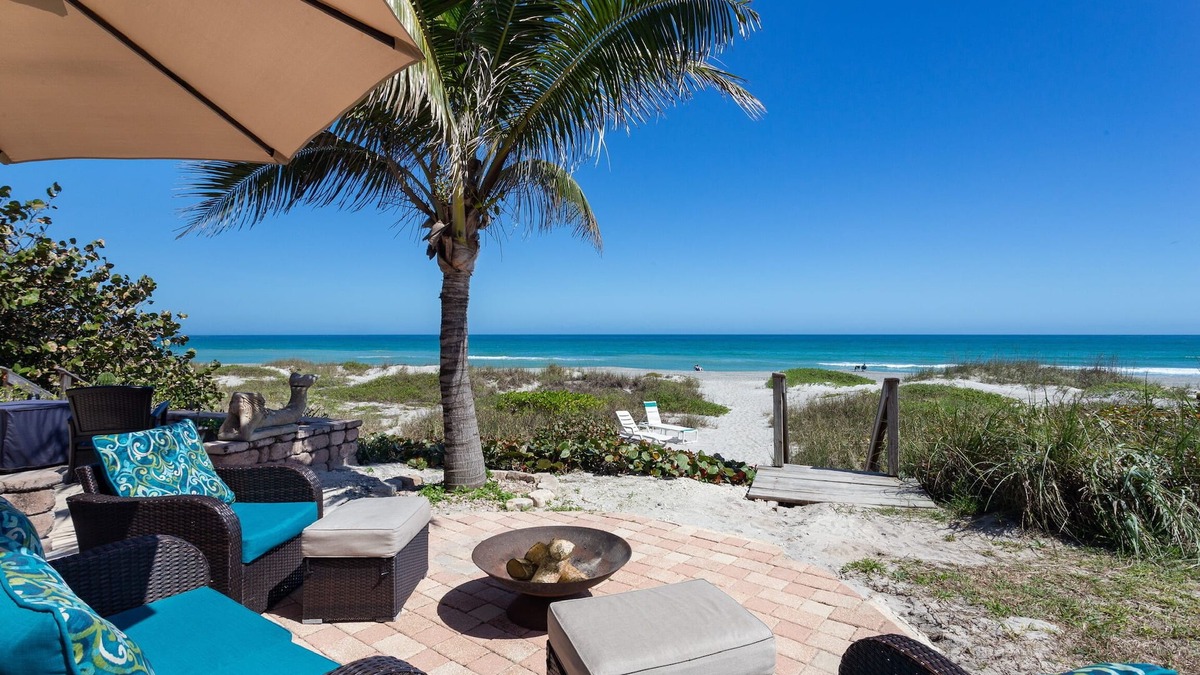Indialantic By The Sea House | Licensed! DIRECT Oceanfront.Hot Tub with view .2 King Beds