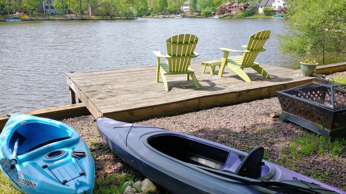 Locust Grove House | Life on the Lake. Enjoy the peace and kayaks.
