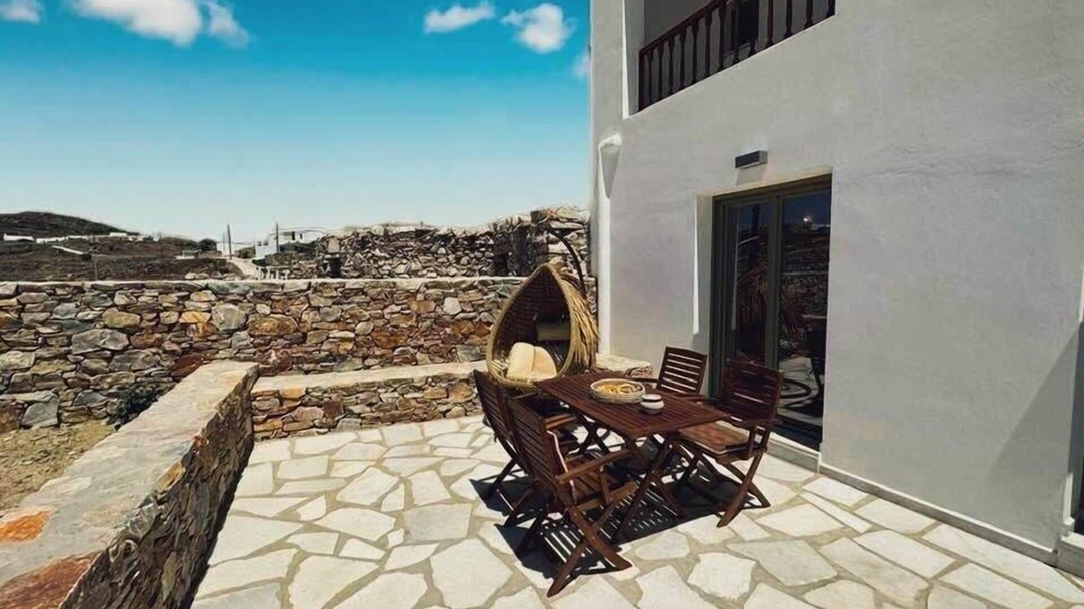 Ano Meria House | Ligaria Stone Maisonette, Gem in Folegandros Heart