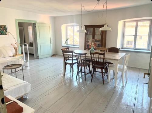 Sibenik Old Town Apartment | Light filled spacious penthouse in Šibenik city centre