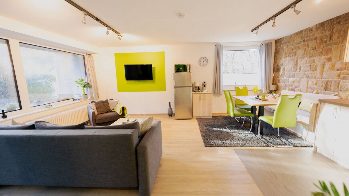 Hemfurth-Edersee Apartment | Light-flooded architect's house in a quiet location Apartment "Green"