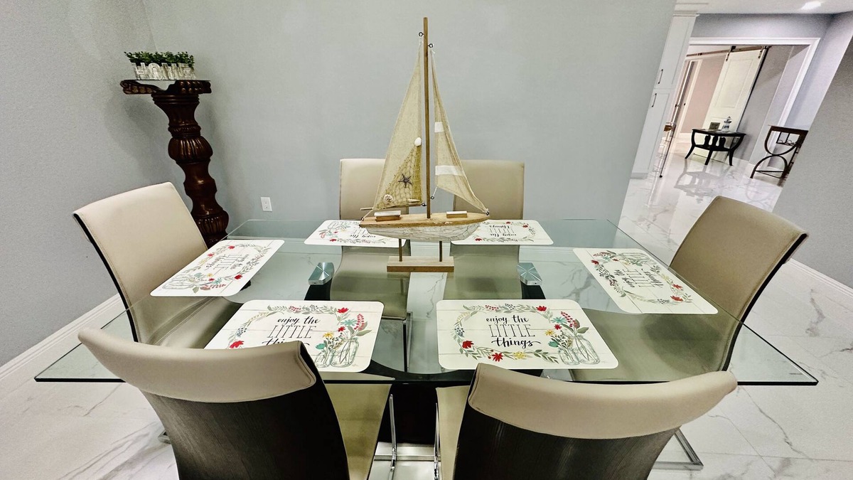 Sunshine House | Light House