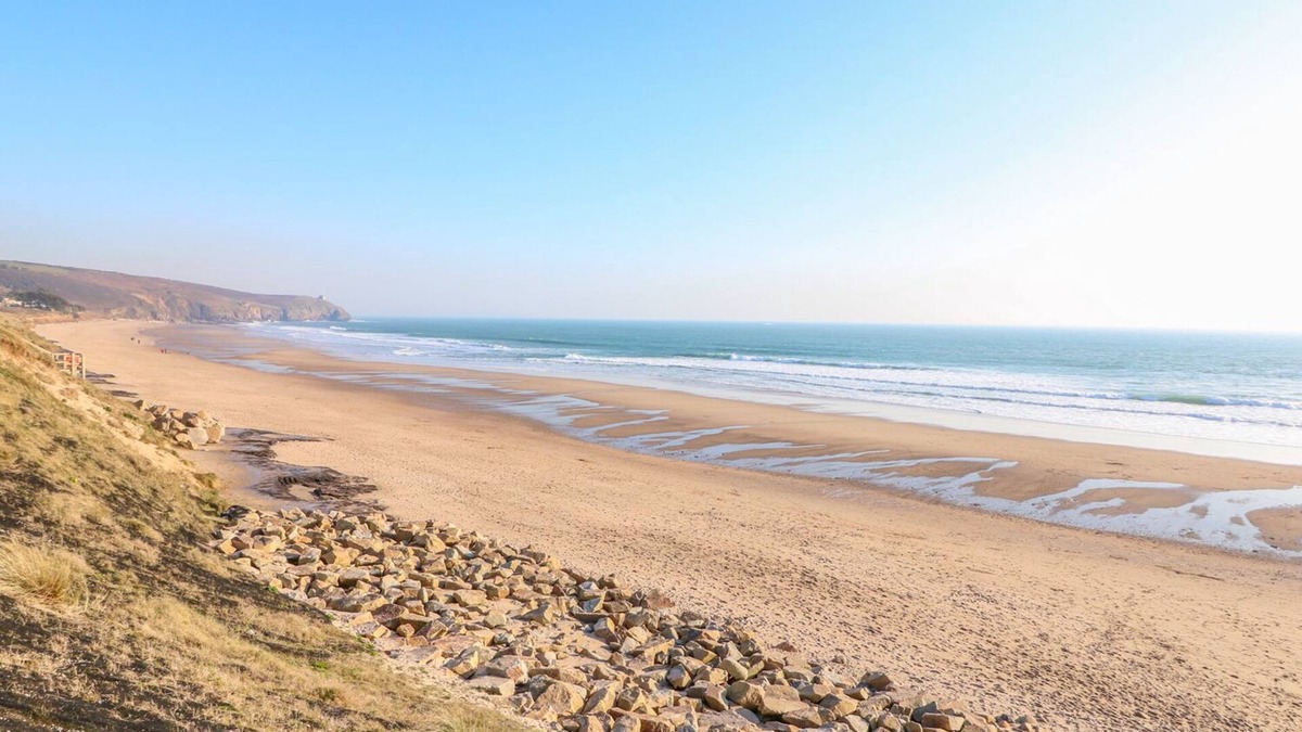 Praa Sands House | Lighthouse