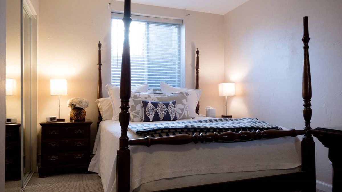 North Boulder Apartment | Like HOME but BETTER: near Foothills, pvt.apt. in FAB home YOU'LL LOVE IT!