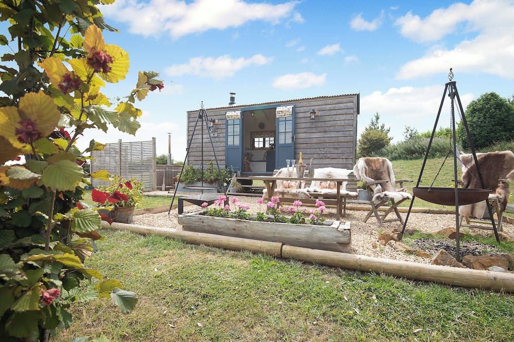 Redmile Cottage | Lillie's Shepherd Hut - UK50230