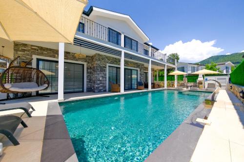 Fethiye Villa | Lily of the Valley Luxury Villa Fethiye, Yesiluzumlu by Sunworld Villas
