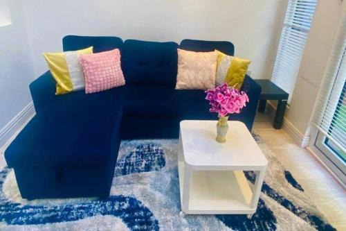 Thamesmead East House | Lily's Home - 4 Bedroom House