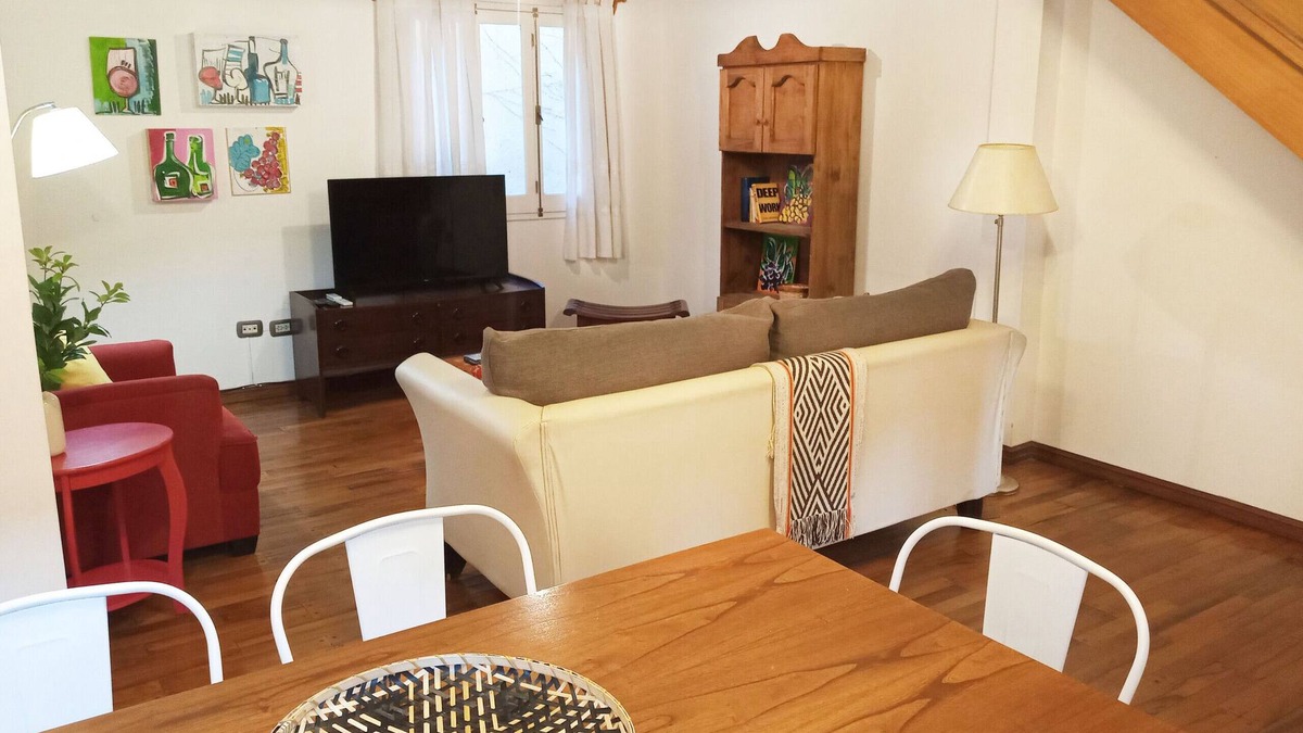 Mendoza City Center Apartment | Lindísimo y tradicional duplex en complejo privado