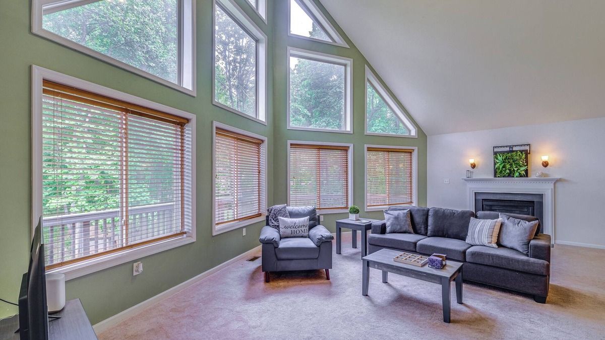 Linden House | Linden Family Home w/Yard < 5 Mi to Wineries!