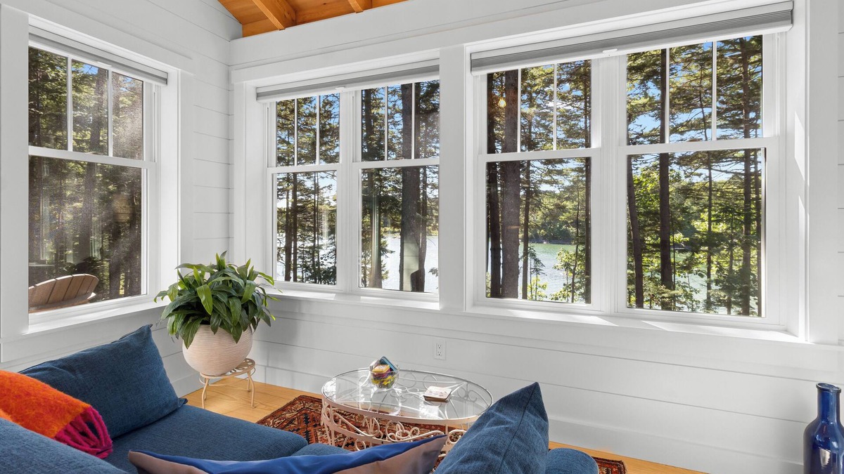 Saint George Cabin | Lindquist Cottage | Waterfront Studio with King Bed, Deck & Shoreline Access
