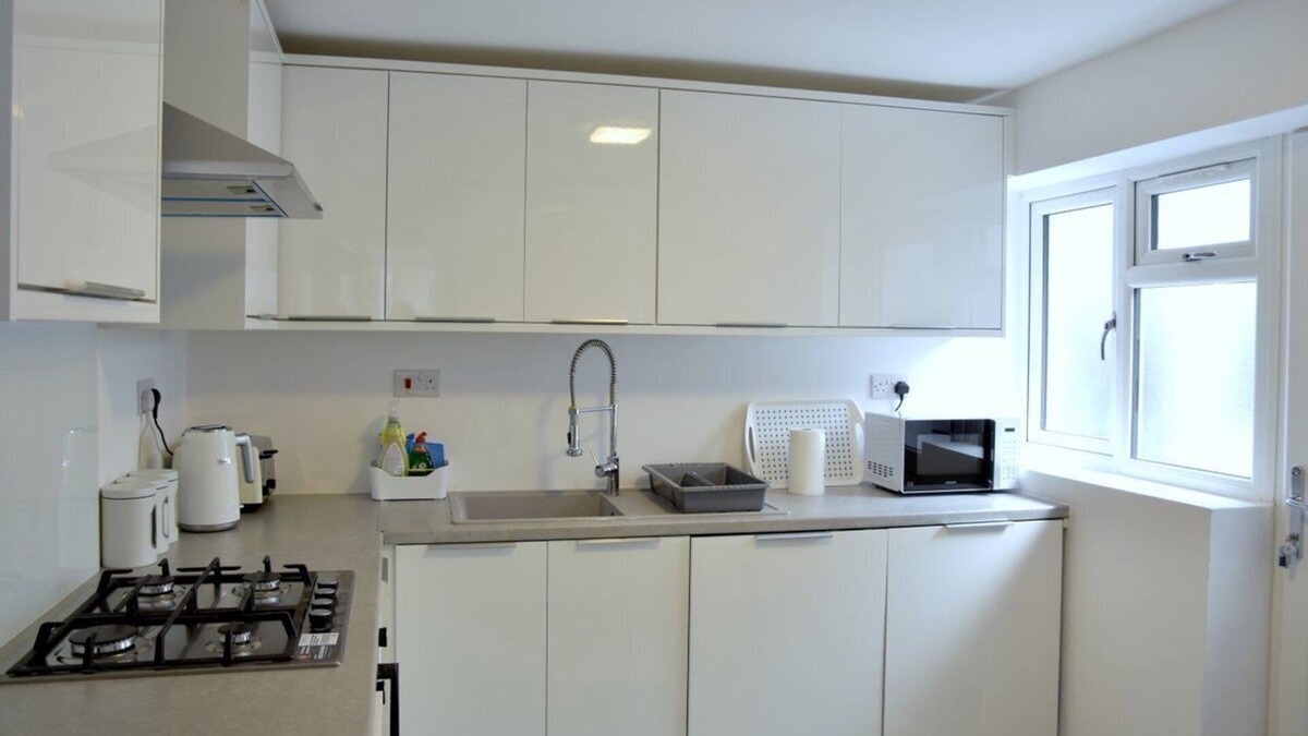 Braunstone Apartment | LINDRICK VILLA 3BD BUNGALOW