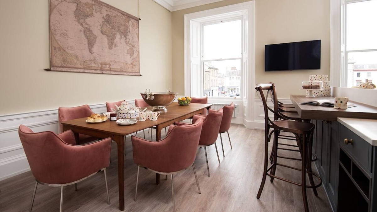 Kelso Apartment | LINEN HOUSE - A sophisticated Grade II listed townhouse apartment