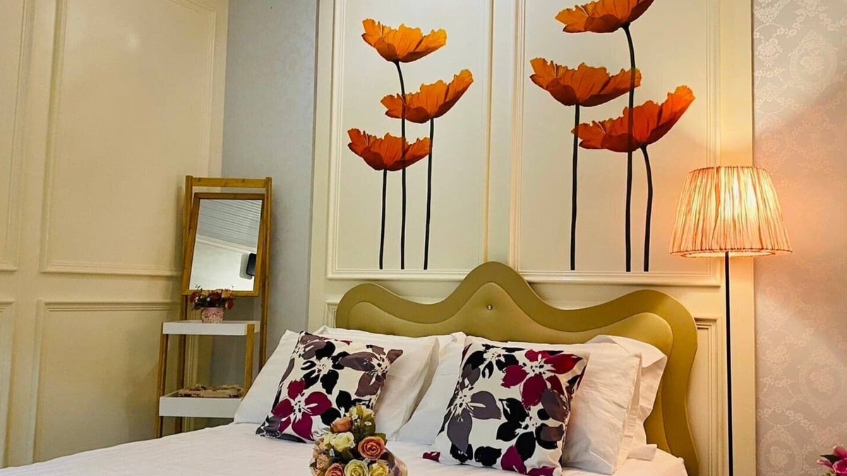 Khlong Kluea House | Linla House