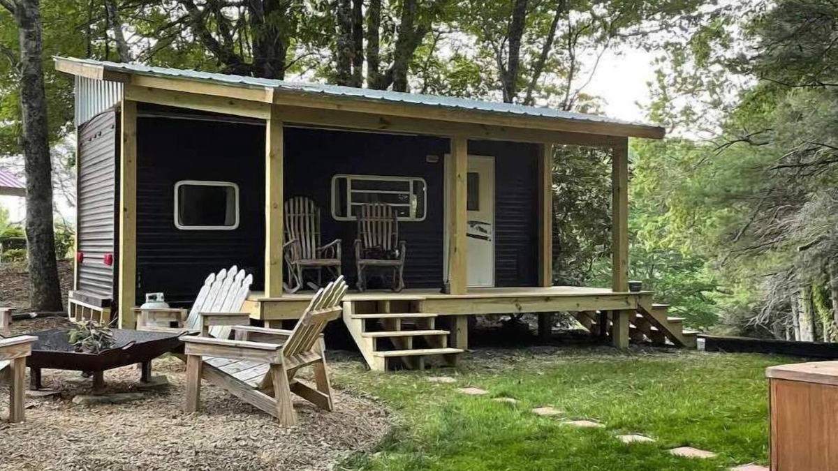Altamont House | LINVILLE Nostalgic Mountain Farm Glamping Camper on Wedding Venue, 10 acre farm