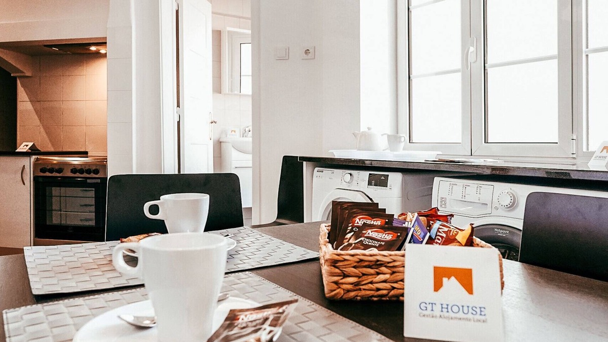 Sao Joao de Deus Apartment | Lisbon 7Rooms By Gt House