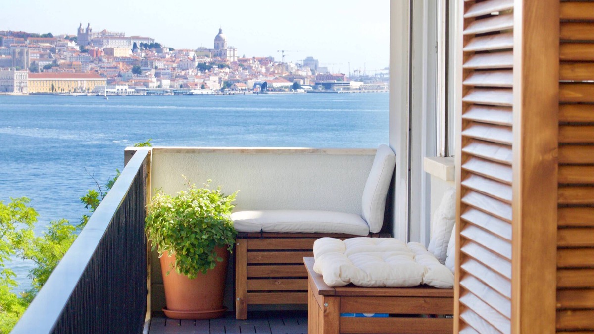 Cacilhas Apartment | Lisbon Family Nest