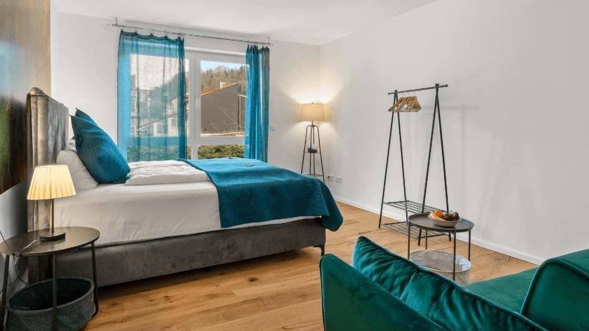 Hemsbach Apartment | LiT LiVING: Luxury | Box SprIng | Parken | 2 BR |