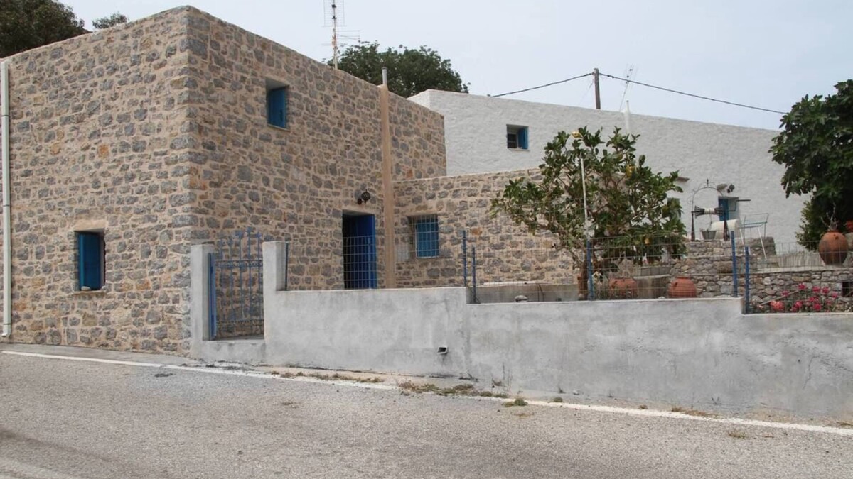 Tilos House | Lithos House - Tilos