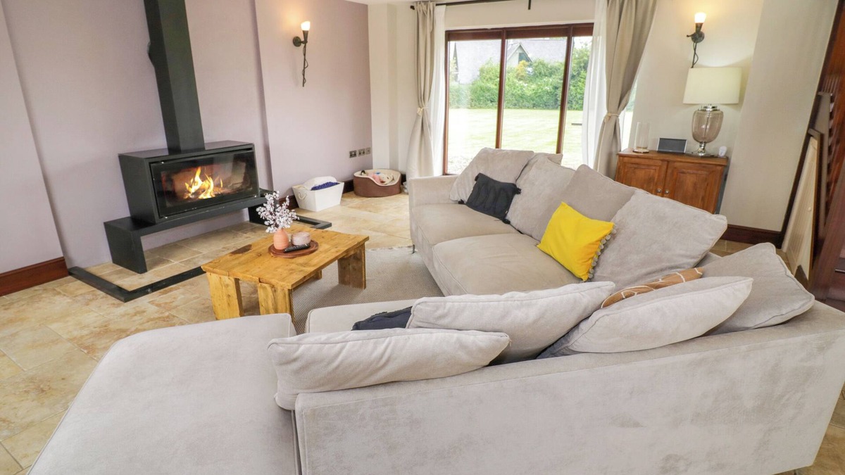 Harvington Cottage | Little Acre