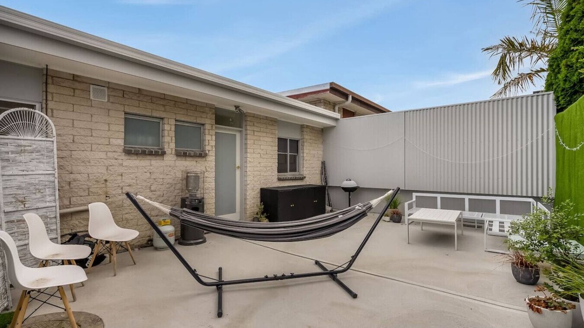 Bellerive Apartment | Little Bell: Nestled within the heart of Bellerive