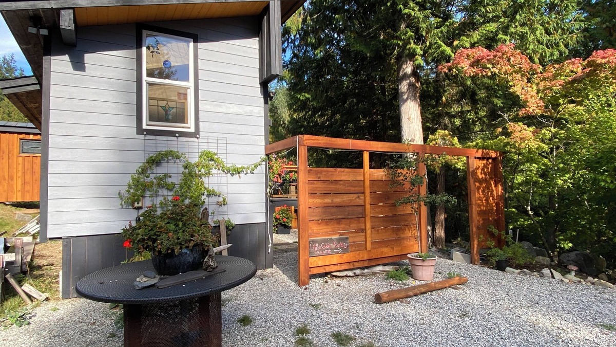 Sunshine Coast Cabin | Little Cabin in Middlepoint, nNestled amongst cedars on a private quiet acreage.