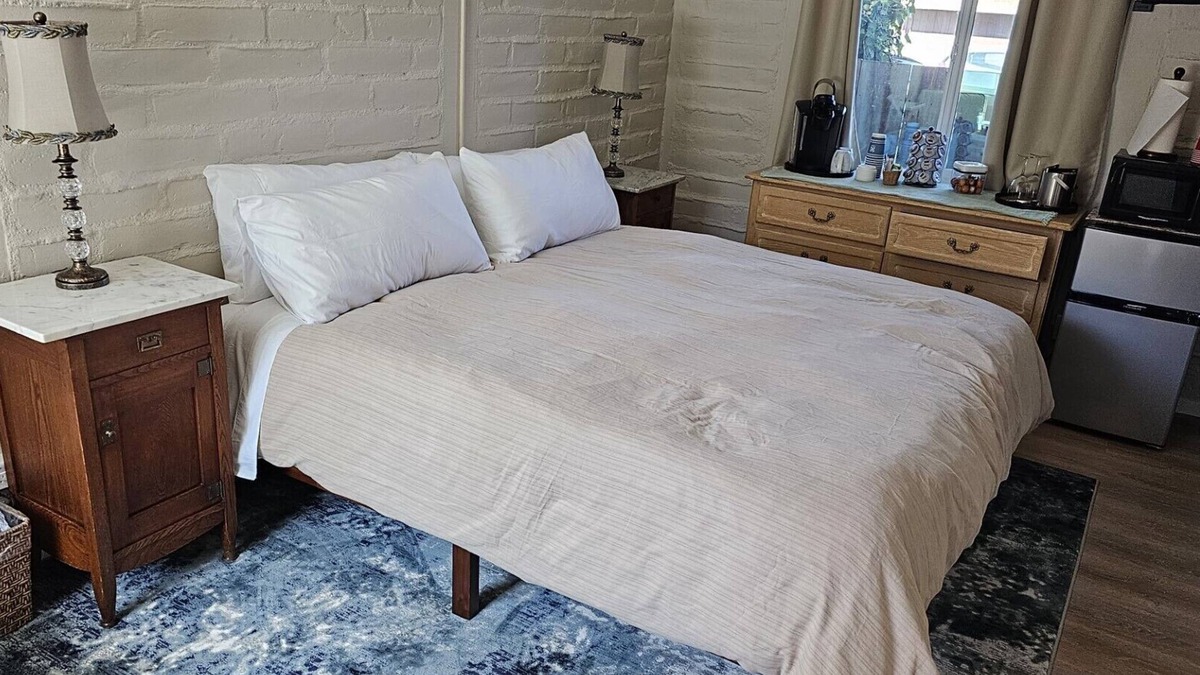 Carmel Valley Apartment | Little European Lodge