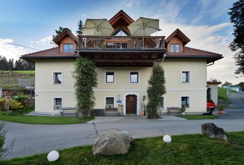 Himmelberg Apartment | Little Farm Apartments