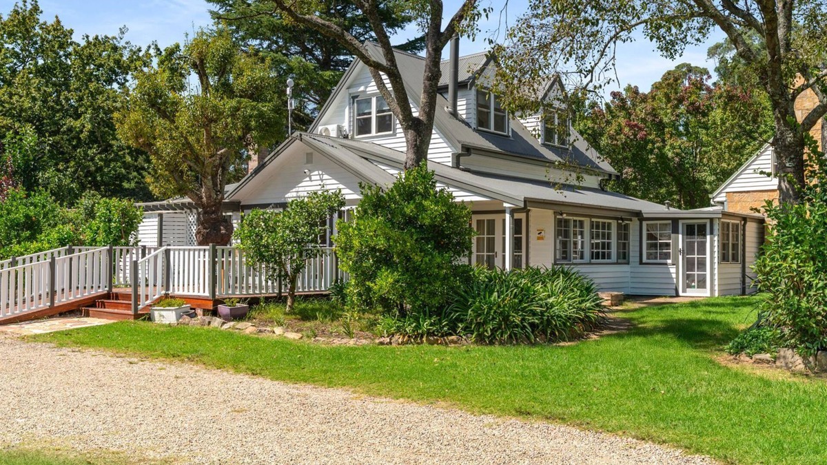 Alpine Cottage | Little Forest, Alpine, Southern Highlands