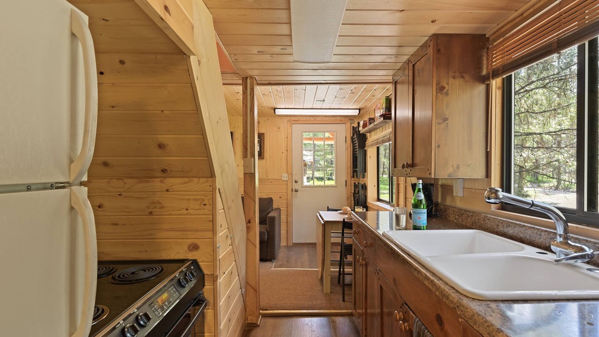 Island Park Villa | Little Fox