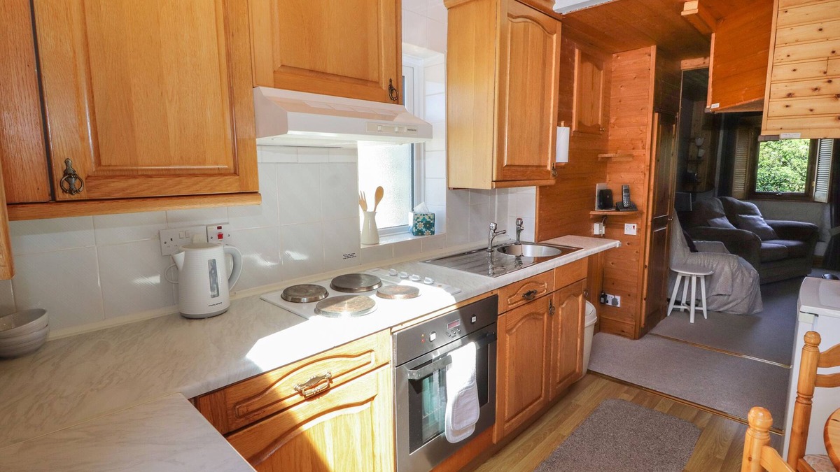 Dearham House | LITTLE GEM, romantic, character holiday cottage in Maryport