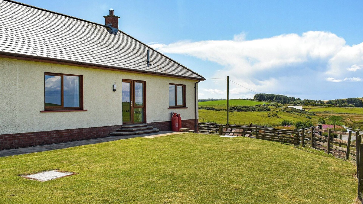 Stranraer Cottage | Little Glengyre Farm
