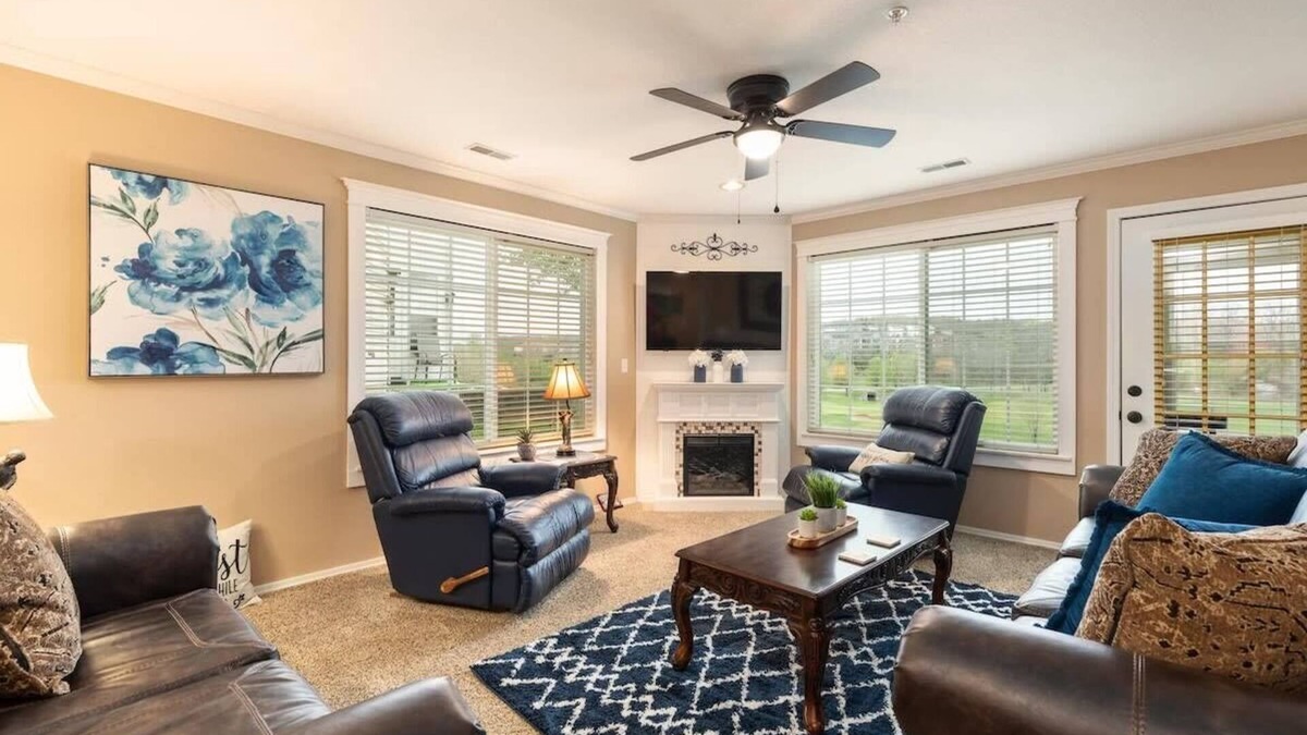 Branson Condo | Little House on the 12th Hole - Luxury Golf Condo