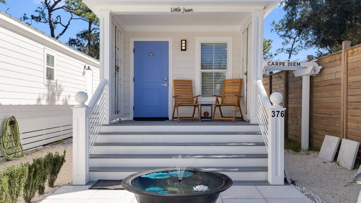 San Juan House | Little Juan- Steps to the Beach- Free Bikes!