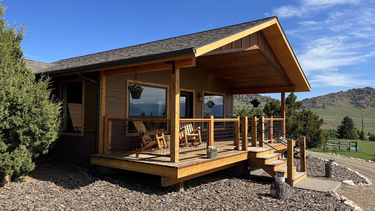 Virginia City Ranches Cabin | Little Juniper Cabin