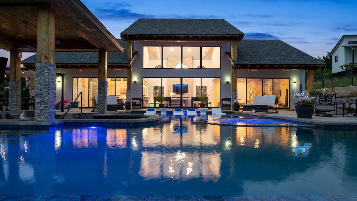 Lakeway House | Little La Jolla Resort in Austin! - Nothing Like it!