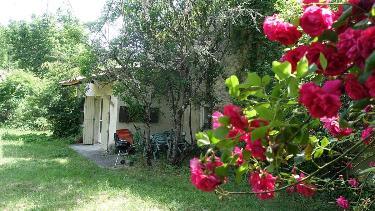 Simiane-la-Rotonde Other | Little Mas in full nature area