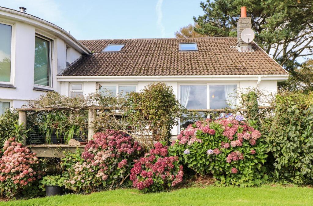 Mylor Churchtown House | Little Roskrow
