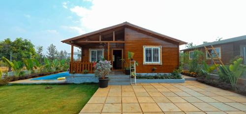 Bajarwadi House | Little Swiss By the Lake