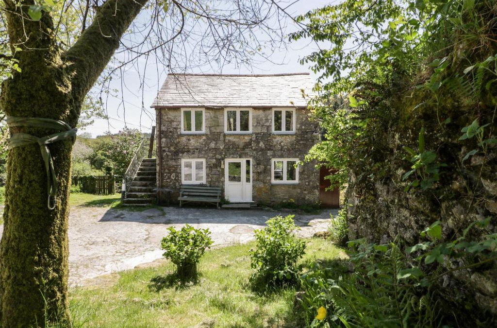 Fivelanes House | Little Trespettigue