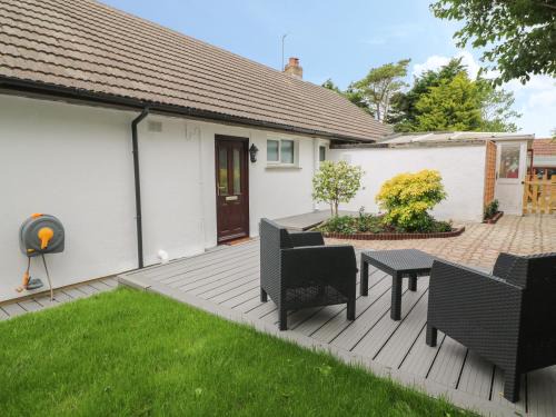 Angarrack Apartment | Little Valley View