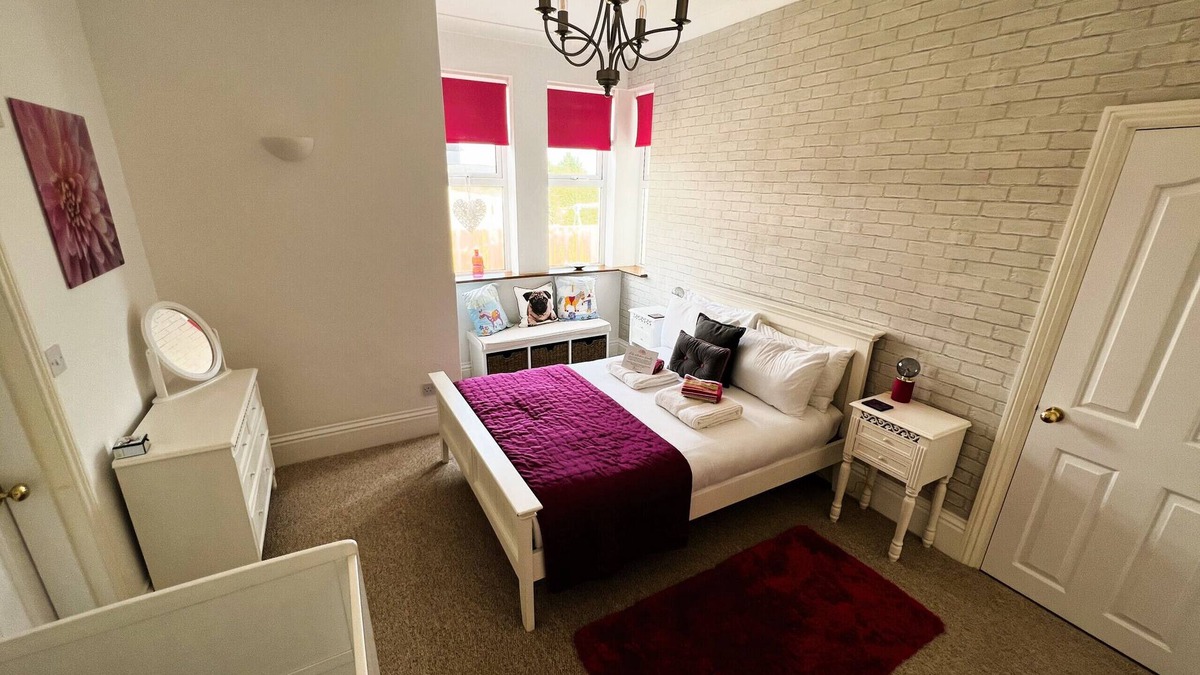 Shanklin Ski Chalet | Littlestairs