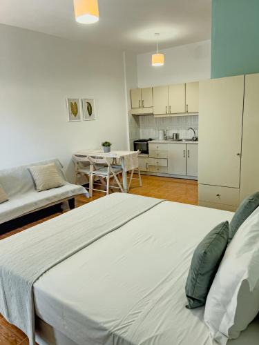 Moudros Apartment | Live in Lemnos Studios