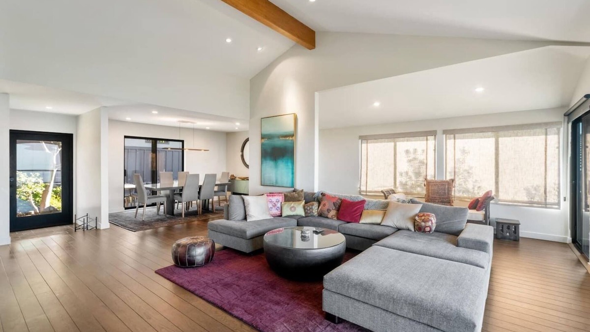 Claremont Hills House | Live in luxury in this meticulously updated 3BR/3BA Claremont Heights mid-century modern home w/AC.